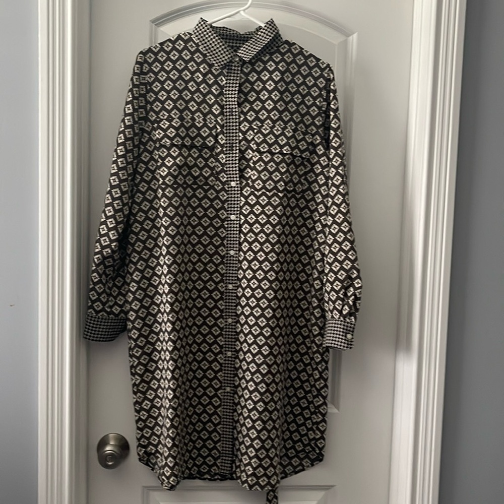 Long sleeve shirt dress from THE LOFT. Size M